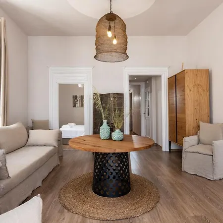 Geant Mykonos Feriehus