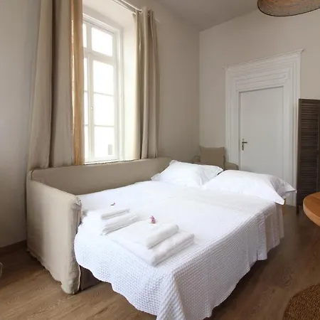 Geant Mykonos Feriehus *